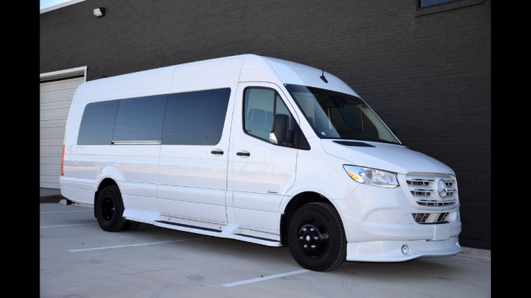 Used 2019 Mercedes-Benz Midwest Automotive 170 EXT Day Cruiser Arched 3500XD for sale Sold at Iconic Sprinters in Fort Worth TX 76106 3