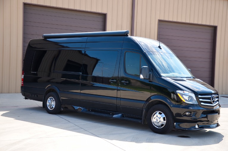 Used 2018 Mercedes-Benz Sprinter Midwest Automotive Daycruiser 3500XD for sale Call for price at Iconic Sprinters in Fort Worth TX 76106 4