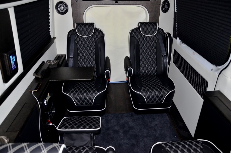 New 2019 Mercedes-Benz 170 EXT Day Cruiser Arched 3500XD for sale Sold at Iconic Sprinters in Fort Worth TX 76106 4