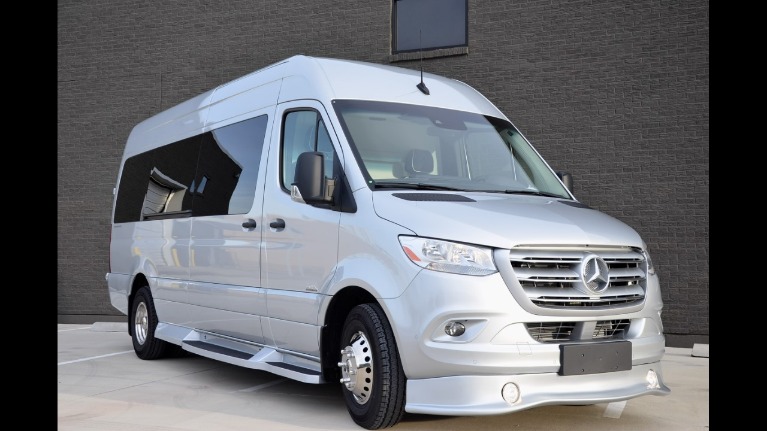 New 2019 Mercedes-Benz 170 Club J 3500XD for sale Sold at Iconic Sprinters in Fort Worth TX 76106 4