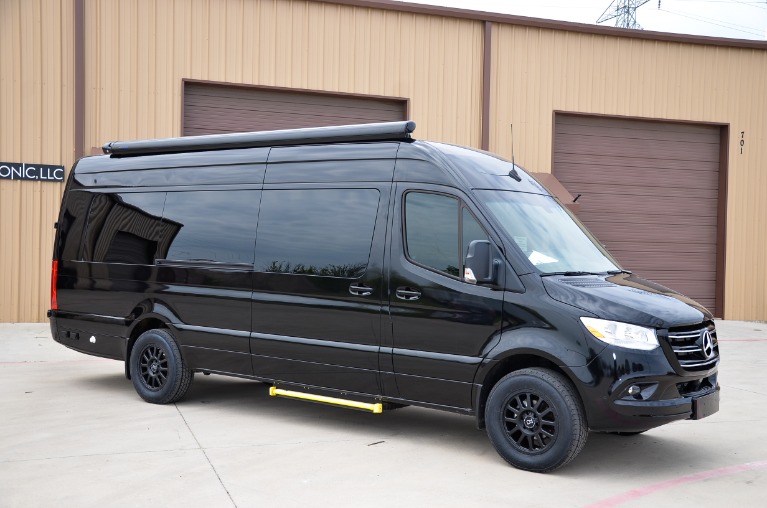 New 2022 Mercedes-Benz Sprinter 170E  Family DayLounge FD8 Half Partition 3500XD for sale Call for price at Iconic Sprinters in Fort Worth TX 76106 4