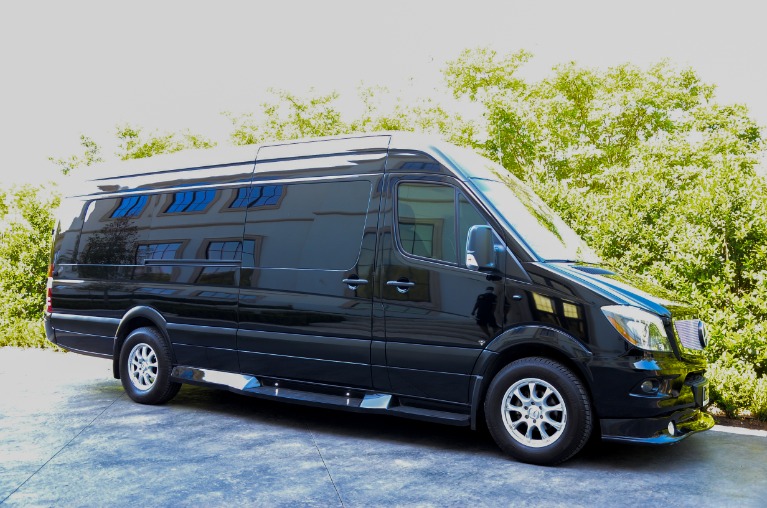 Used 2017 Mercedes-Benz Sprinter Business Class 3500 Extended for sale Sold at Iconic Sprinters in Fort Worth TX 76106 3